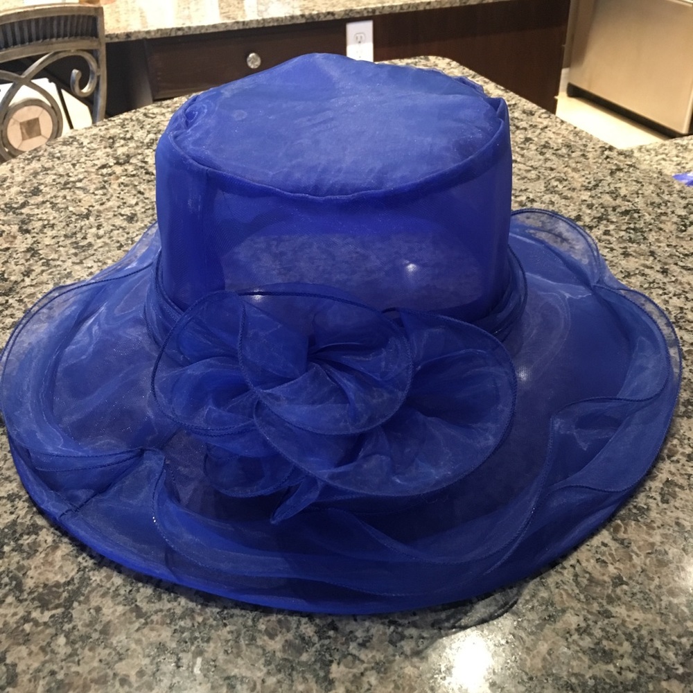 Derby hat